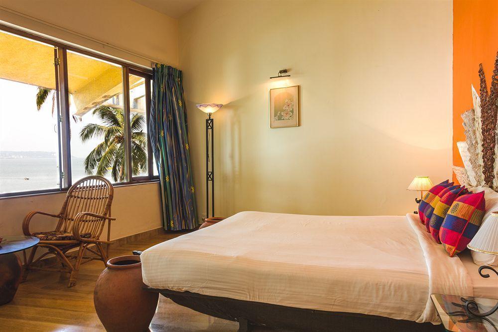 Hawaii-the Sea-side Village Retreat,goa Hotel 3*