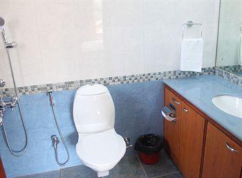 Hawaii-the Sea-side Village Retreat,goa Hotel 3*