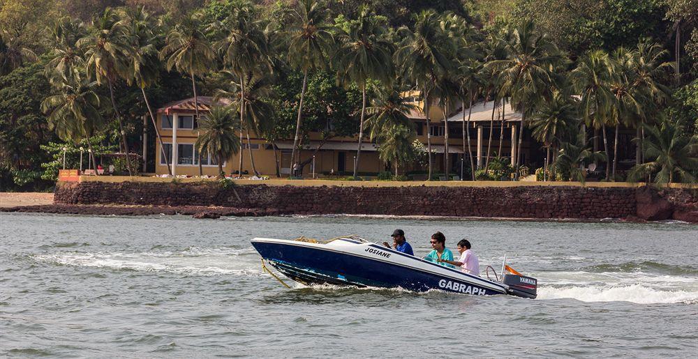Hotel Hawaii-the Sea-side Village Retreat,goa Panaji