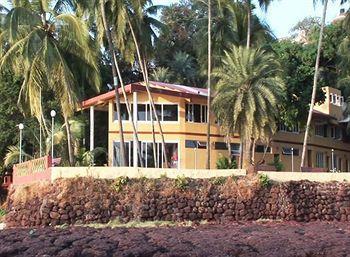 Hawaii-the Sea-side Village Retreat,goa 3* Panaji