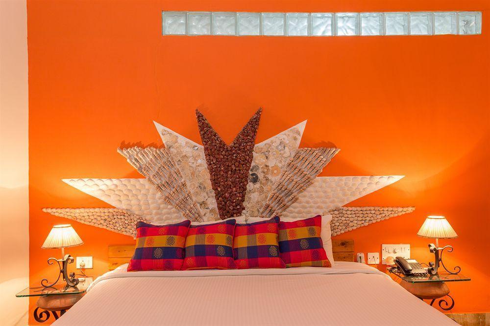 Hawaii-the Sea-side Village Retreat,goa Hotel 3*