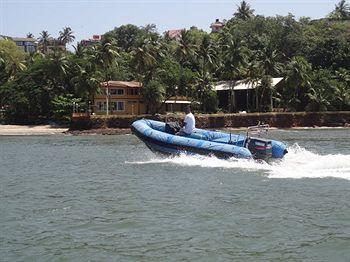 Hawaii-the Sea-side Village Retreat,goa 3*
